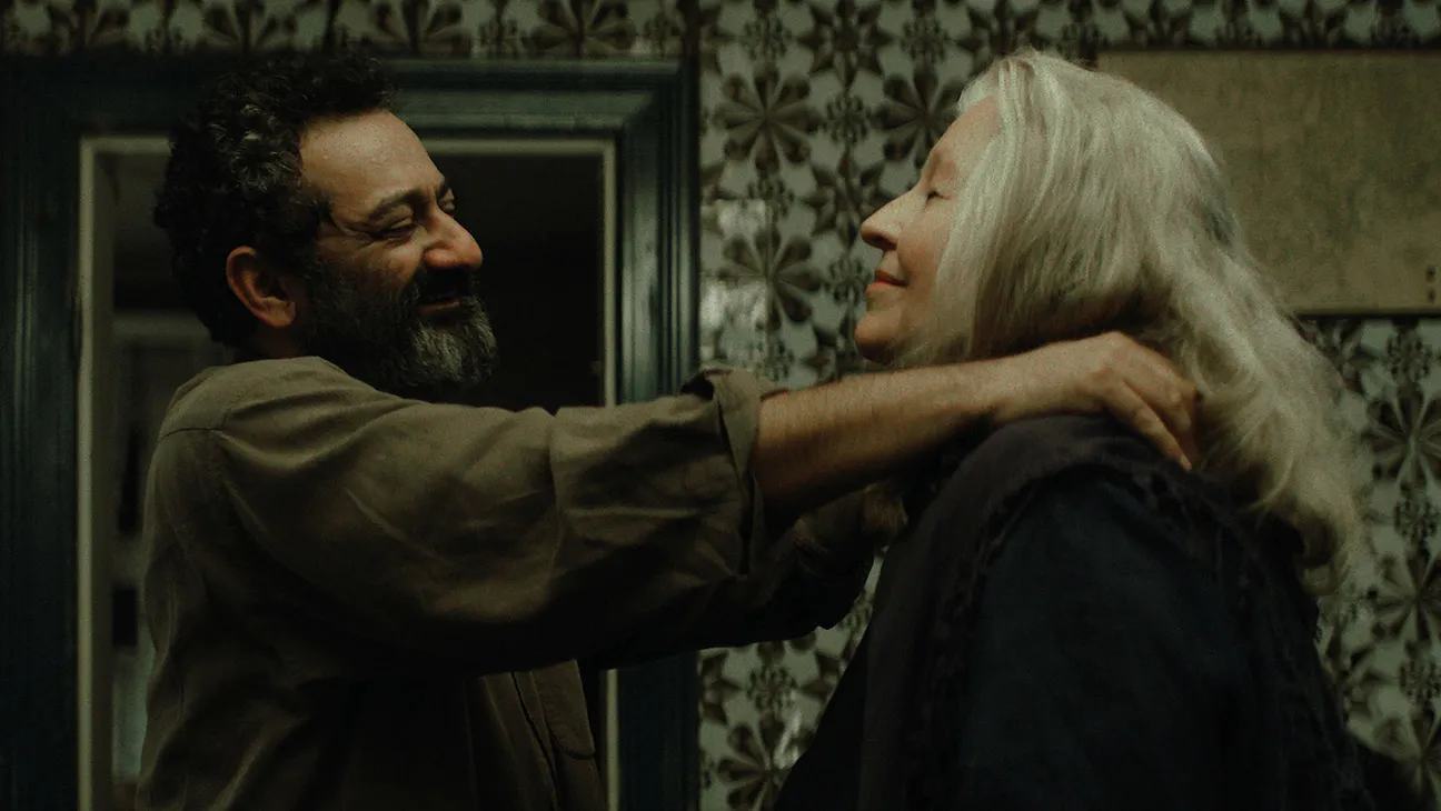 Lead actors of Ameer Fakher Eldin’s YUNAN win awards at the 49th Hong Kong International Film Festival